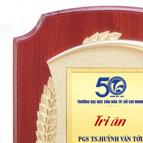 Kỷ niệm chương tri ân cho những hoạt động giáo dục văn hóa xã hội