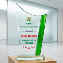 Kỷ niệm chương làm quà tặng khen thưởng vinh danh nhân viên xuất sắc của năm