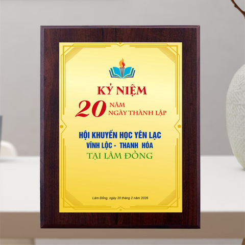 Bảng vinh danh lưu niệm kỷ niệm trong những hoạt động ngành giáo dục