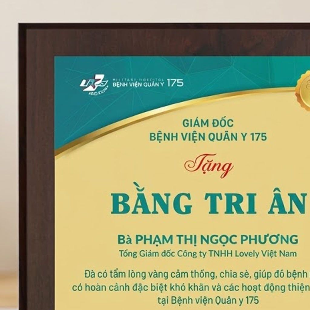 Bảng tri ân tấm lòng vàng chia sẻ giúp đỡ bệnh nhân có hoàn cảnh khó khăn trong những hoạt động xã hội