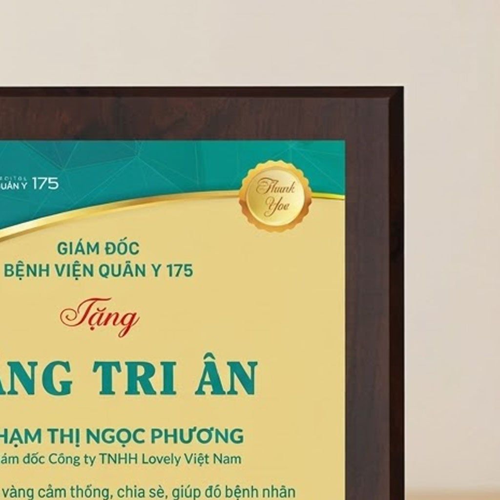 Bảng tri ân tấm lòng vàng chia sẻ giúp đỡ bệnh nhân có hoàn cảnh khó khăn trong những hoạt động xã hội