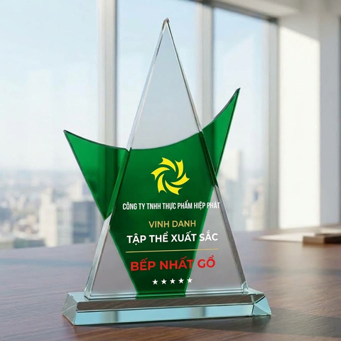 Kỷ niệm chương làm quà tặng vinh danh cá nhân tập thể trong những hoạt động của doanh nghiệp