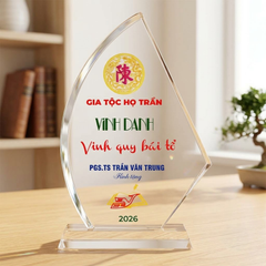 Kỷ niệm chương pha lê hình cánh buồm vinh danh cá nhân xuất sắc cảu gia tộc