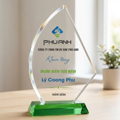 Kỷ niệm chương pha lê hình cánh buồm khen tặng nhân viên xuất sắc của năm