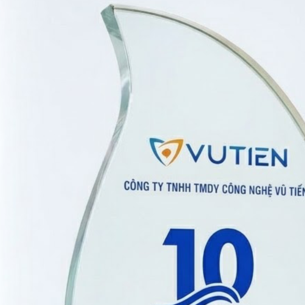 Kỷ niệm chương tri ân nhân viên kỷ niệm 10 năm thành lập doanh nghiệp