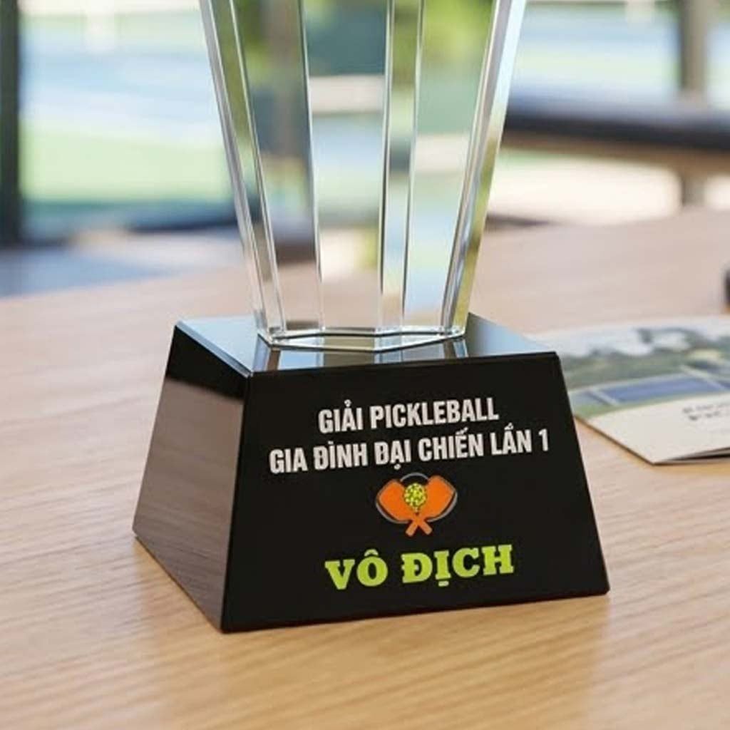 Cúp Pickleball pha lê đế màu đen 10 cạnh trao giải thưởng pickleball hay những giải thể thao khác