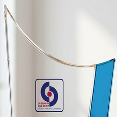 Kỷ niệm chương pha lê tri ân thầy thuốc ưu tú