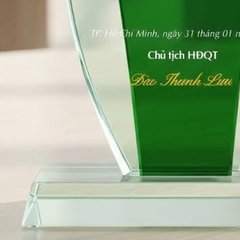 Kỷ niệm chương doanh nghiệp vinh danh khen thưởng nhân viên nổ lực cống hiến