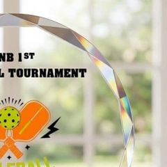 Cúp Pickleball pha lê tròn 14cm dùng trao giải hay lưu niệm ở những giải thể thao