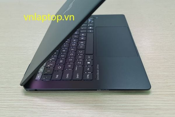 HP OmniBook Ultra Flip 14 AI PC Cao Cấp OLED Cảm Ứng 2.8K