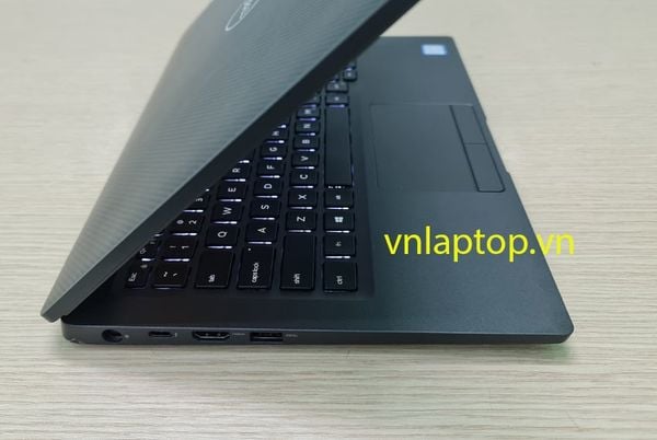 Dell Latitude 7400 Core i7 8665U, 16GB, 512GB SSD, 14 inch Full HD IPS
