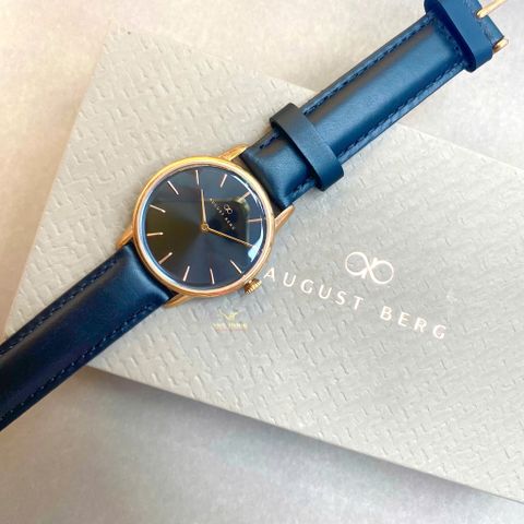  Đồng hồ AUGUST BERG nữ 10232B01LBK- Serenity Noir Black 40mm - Dây Da Ý - Vàng Hồng 