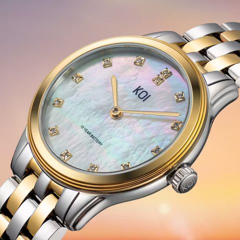  KOI Flagship K007.401.64.50.50.11.04 – Nữ – Quartz (Pin) – Mặt Số 30mm – Kính Sapphire – Mạ Vàng, Khảm Xà Cừ – Pin 10 Năm – Chống Nước 5ATM 