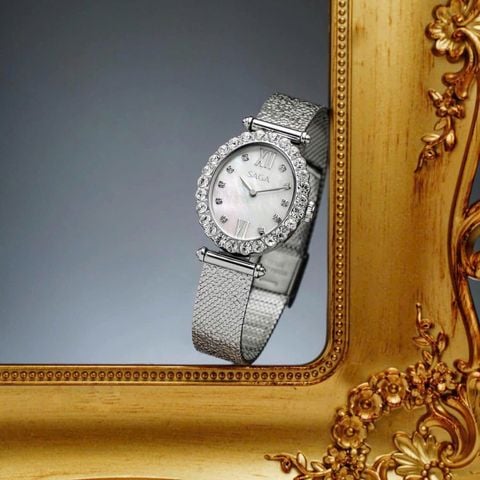  Saga 71931-SVWHSV-2 – Nữ – Kính Cứng – Quartz (Pin) – Mặt Số 26 x 36.5mm, Swiss Movt, Khảm Xà Cừ 