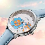  Saga Chroma Dance 54390-SVWTBL-2 – Nữ – Quartz (Pin) – Mặt Số 34mm – Kính Cứng – Mặt Số Đổi Màu, Đính Pha Lê 