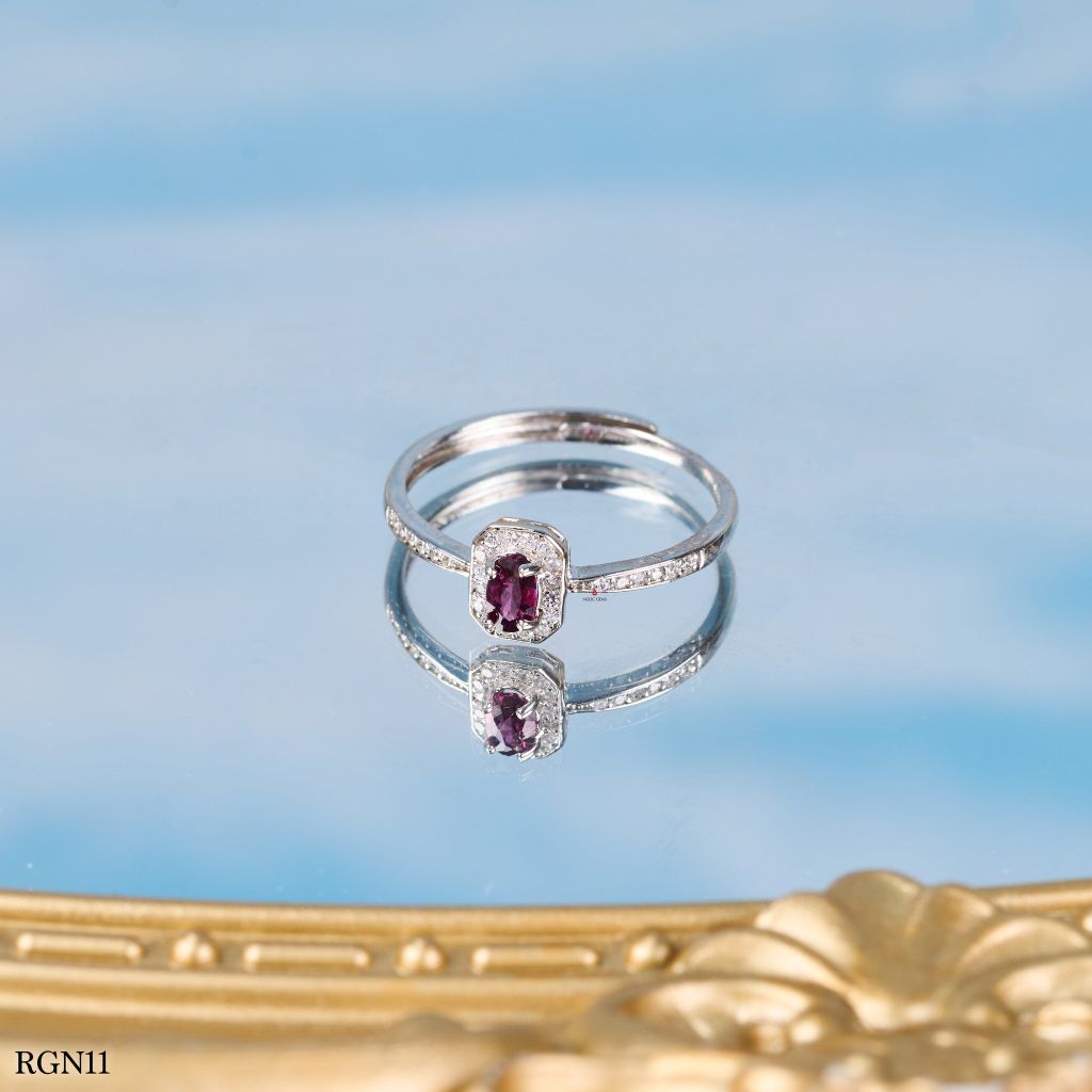 Nhẫn Bạc Garnet