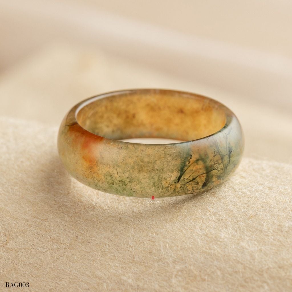 Nhẫn Nguyên Khối