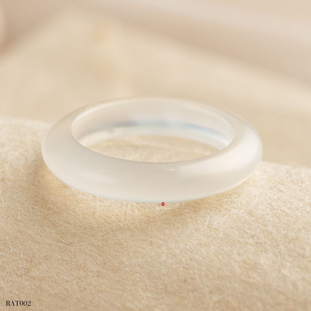 Nhẫn Nguyên Khối