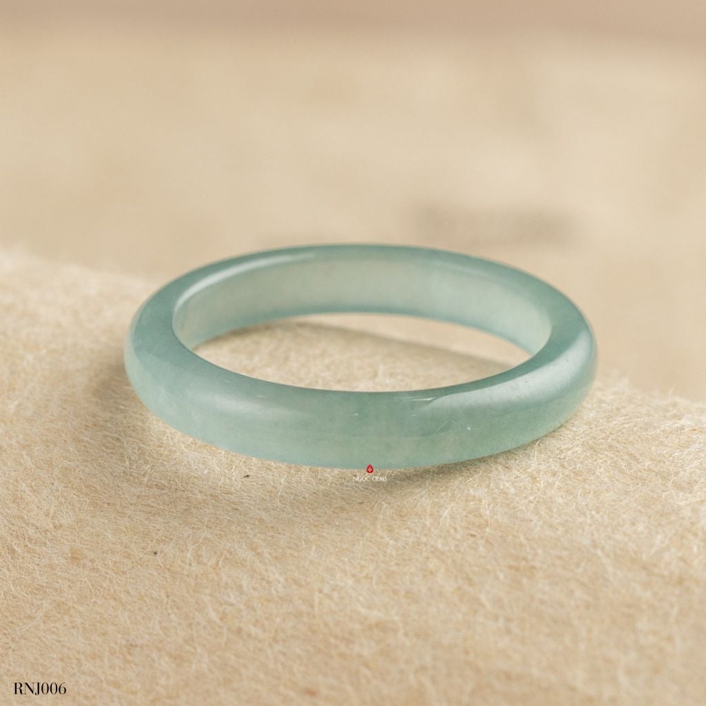 Nhẫn Nguyên Khối