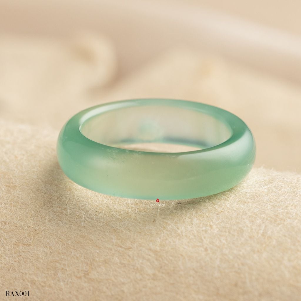 Nhẫn Nguyên Khối