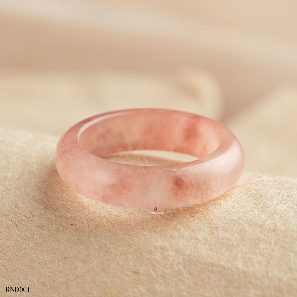 Nhẫn Nguyên Khối