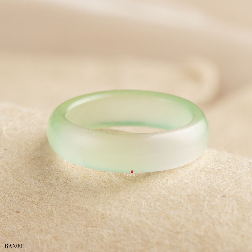 Nhẫn Nguyên Khối