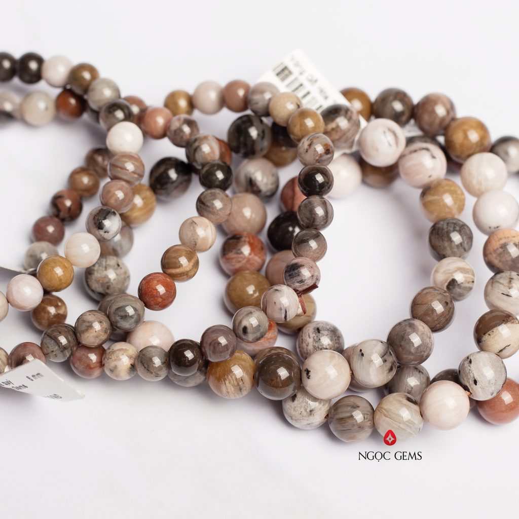 Vòng tay gỗ hoá thạch ngũ sắc