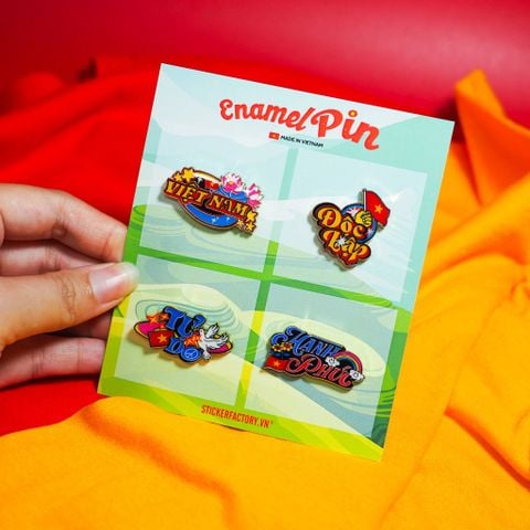  EPINVN001 Vietnam's National Motto - Set 4 Enamel Pin - Huy hiệu kim loại 