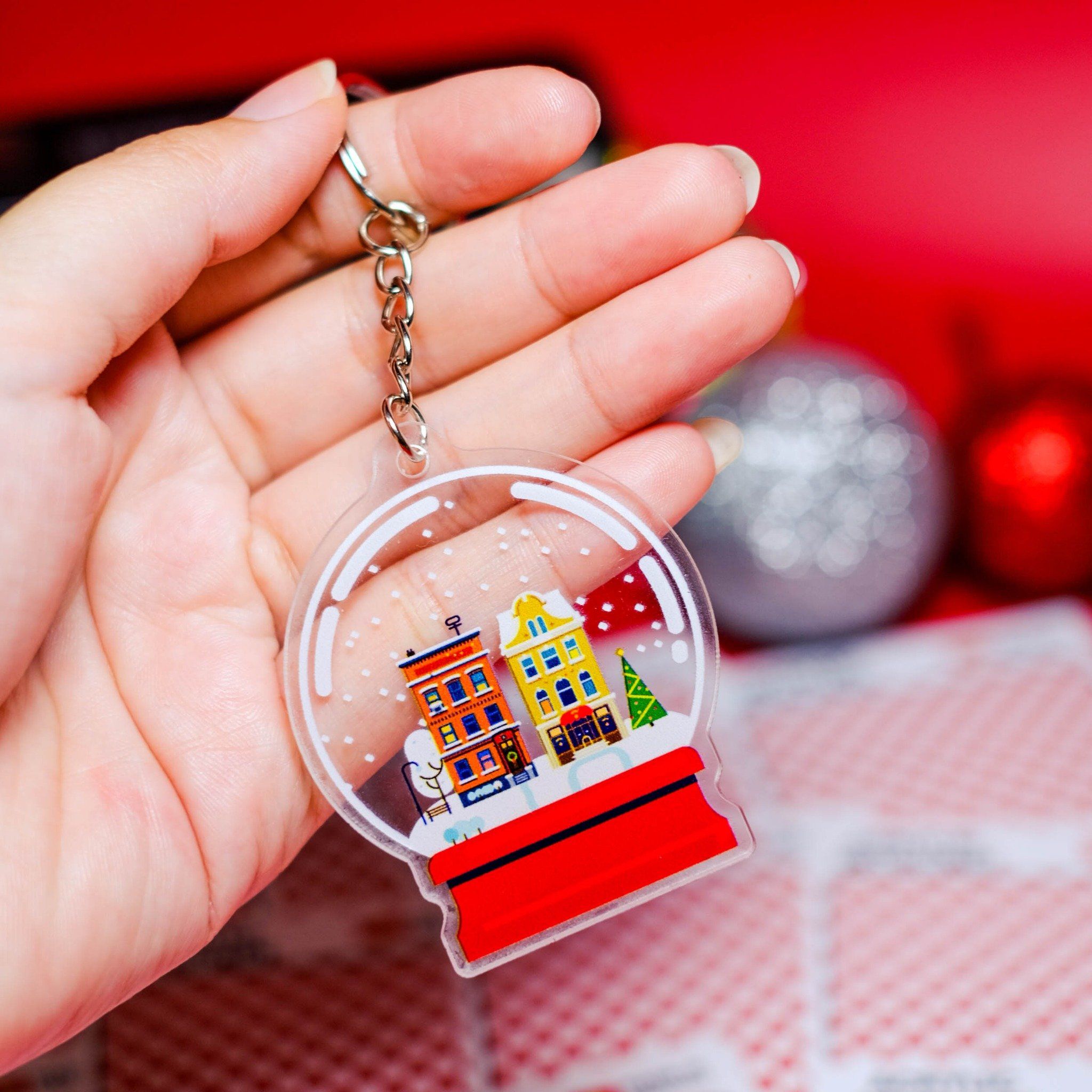 KC0034 Town Globe Noel - Móc khóa Acrylic Keychain