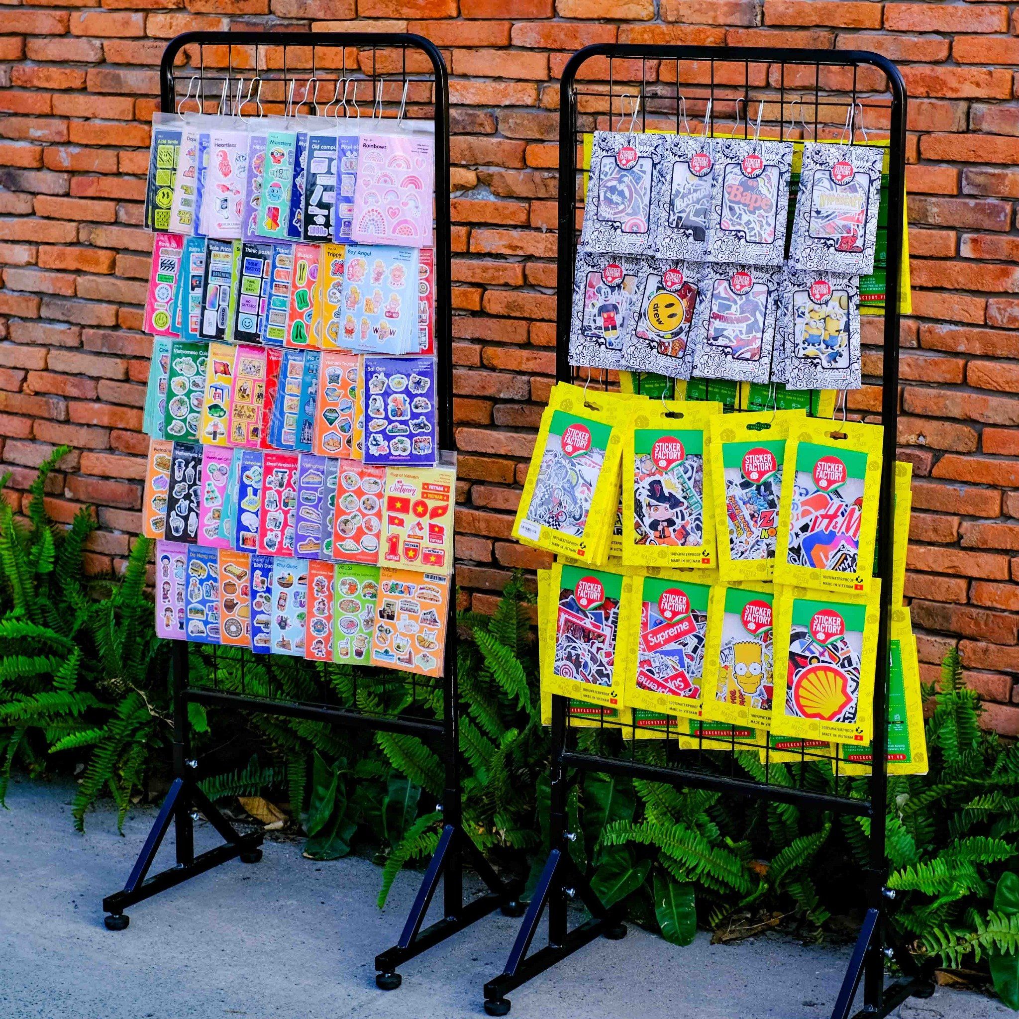 Kệ lưới sắt 2 mặt đế đứng