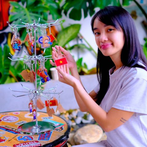  Kệ inox xoay 3 tầng để bàn 