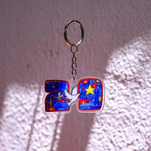  KC0031 2.9 Typography - Móc khóa Acrylic 