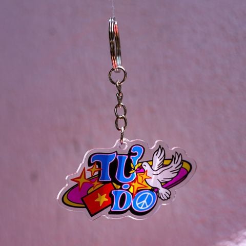  KC0028 Tự do - Móc khóa Acrylic 