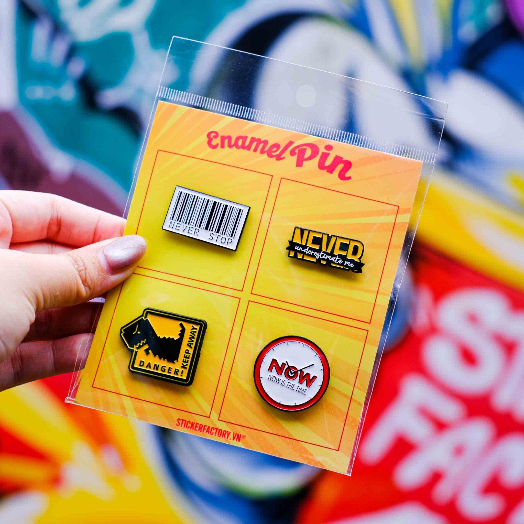 EPIN041 Bold Signs - Set 4 Enamel Pin - Huy hiệu kim loại