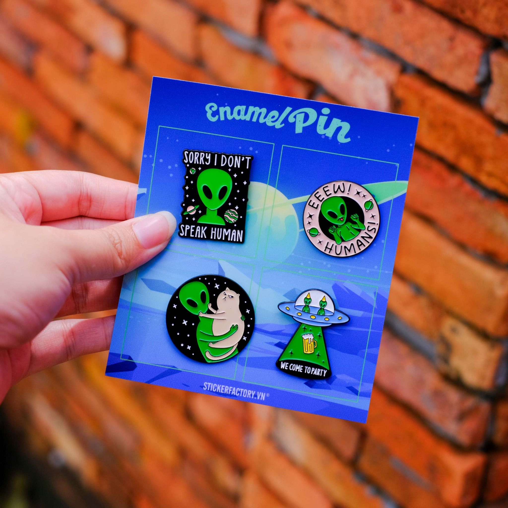 EPIN033 Alien Party - Set 4 Enamel Pin - Huy hiệu kim loại