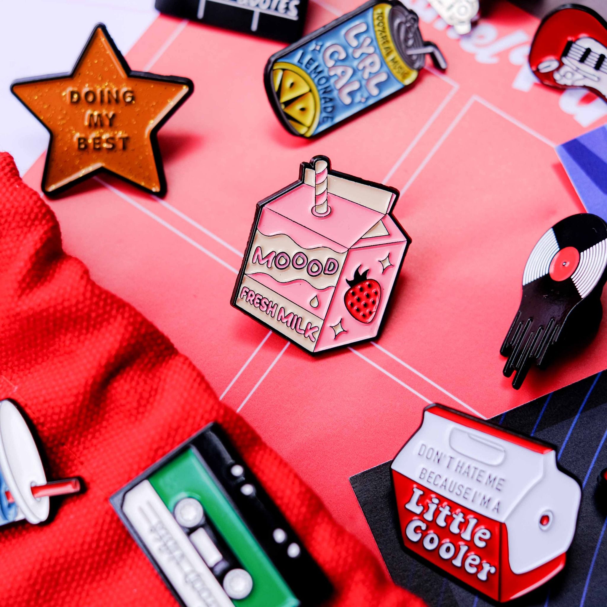 EPIN035 Drink Mood - Set 4 Enamel Pin - Huy hiệu kim loại