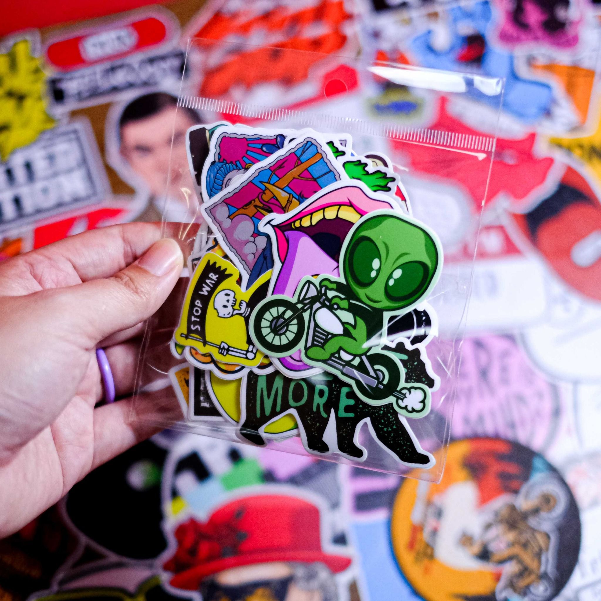 Set 20 sticker Diecut FREESTYLE - Mẫu ngẫu nhiên