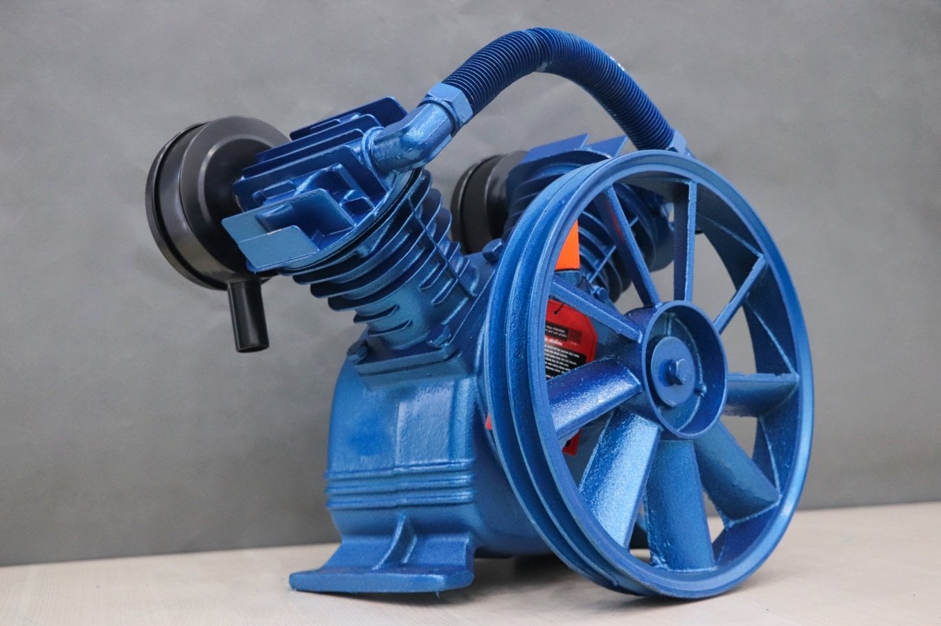 Đầu của máy nén khí OSHIMA 2x80 80x2 2.0HP~5.0HP Xanh đậm (hoạt động bằng sức kéo động cơ)