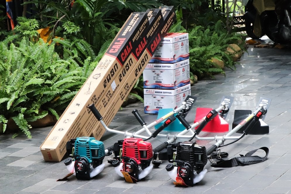 Máy cắt cỏ Cali CL35 1000W Đỏ-đen 4 thì