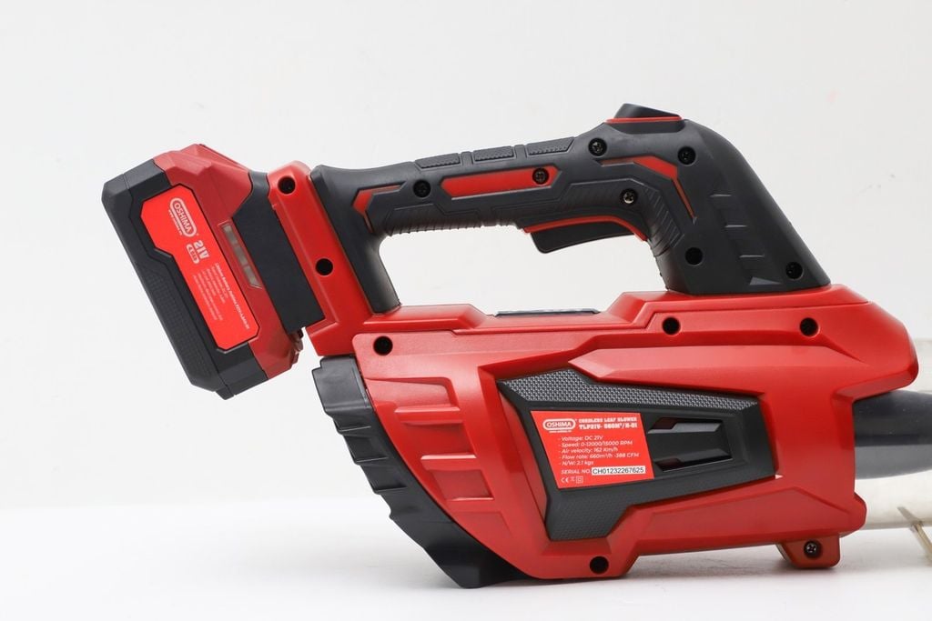 Máy Thổi bụi, thổi lá cầm tay pin lithium Oshima TLP 21V-660 M3/H-D1