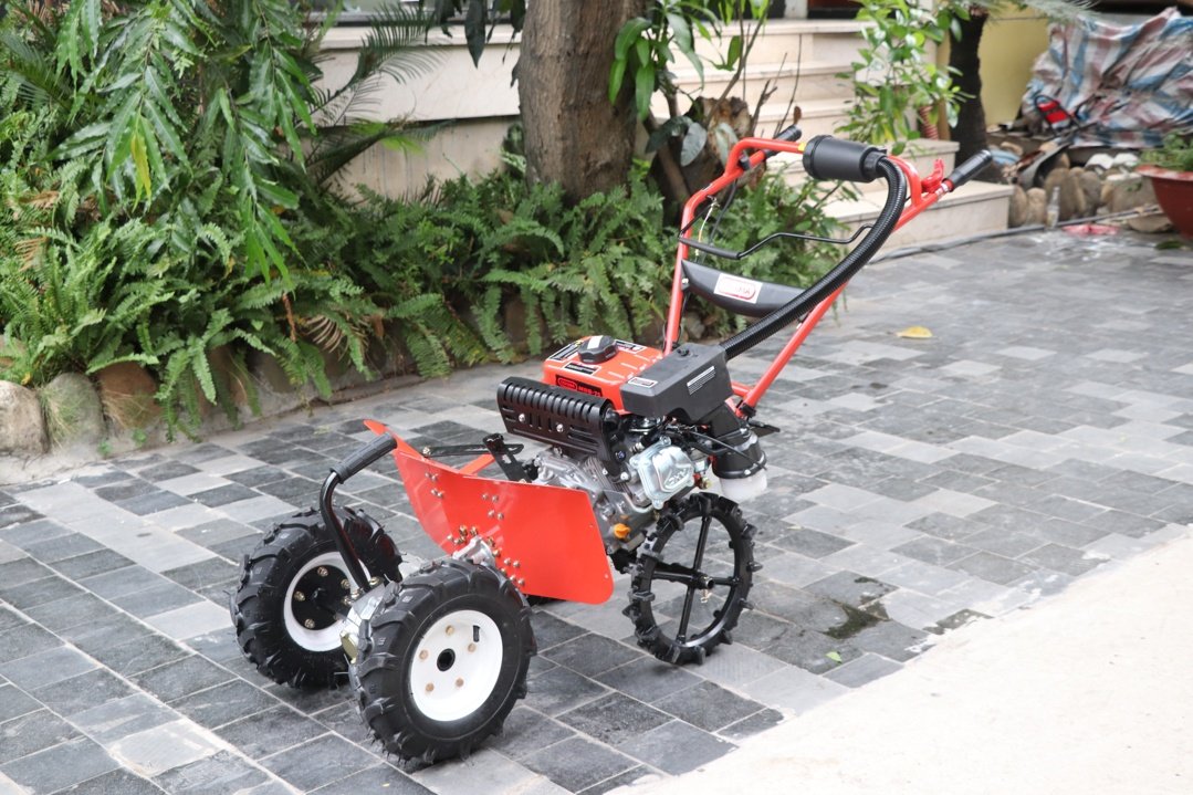 Máy đào bồn Oshima MDB75 7.5HP Đỏ 4 thì