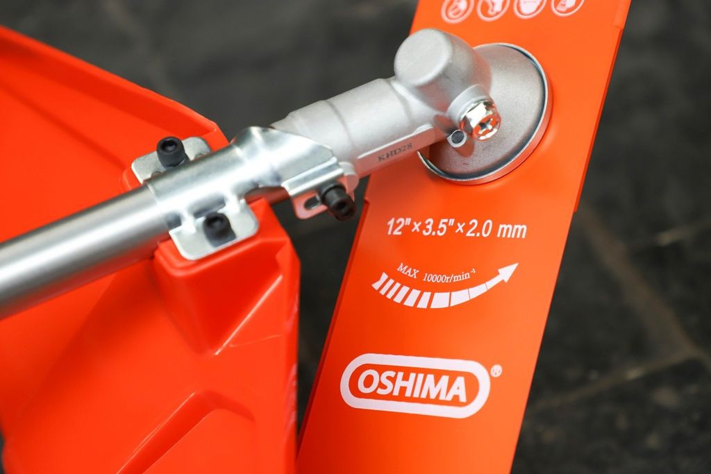 Máy cắt cỏ Oshima 226 850W Cam-xám 2 thì