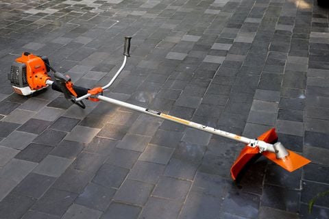 Máy cắt cỏ OSHIMA 543 1650W 2 Thì 45CC nòng 41