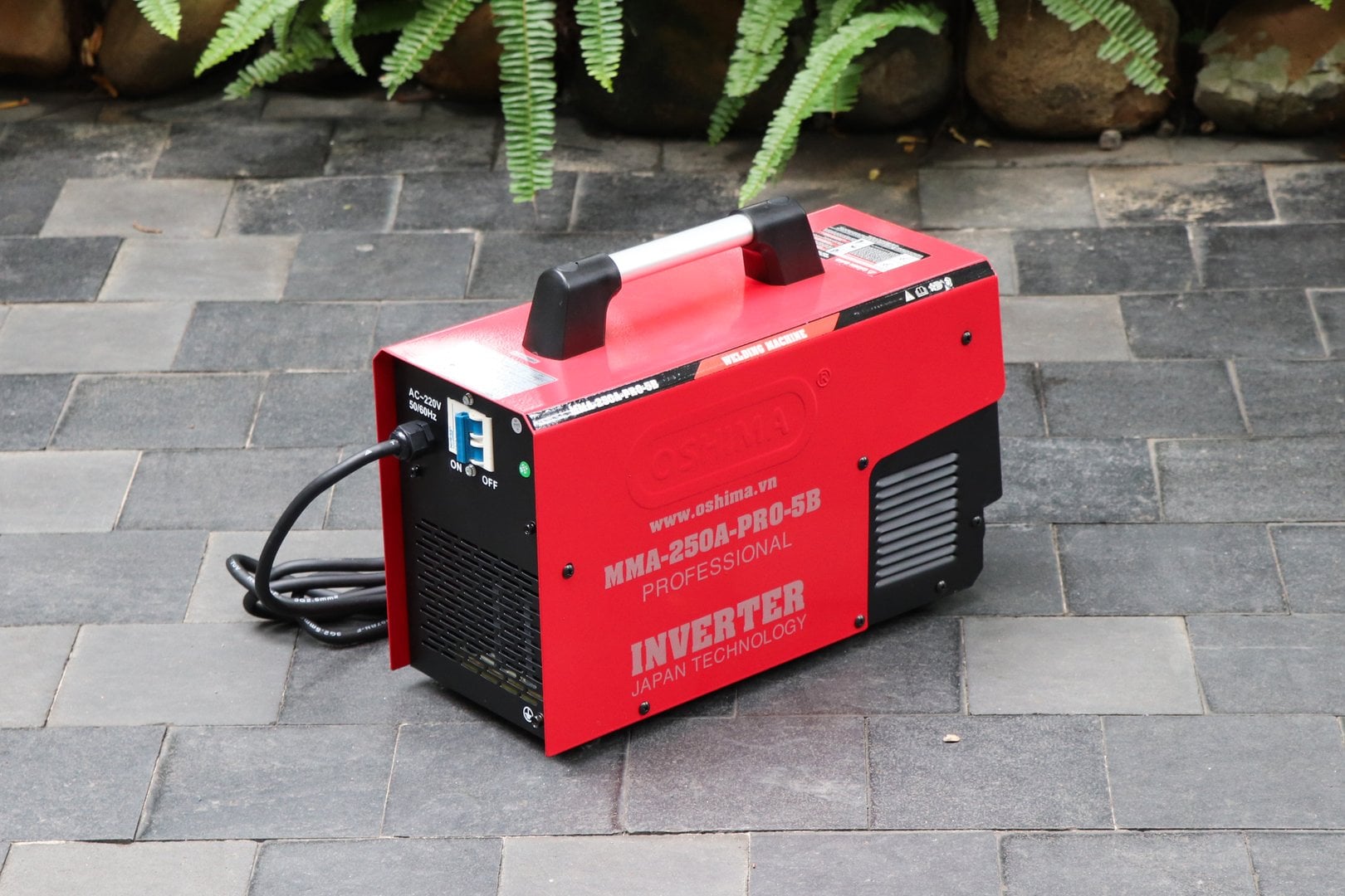 Máy hàn OSHIMA MMA-250A-PRO-5B 13KVA Đỏ