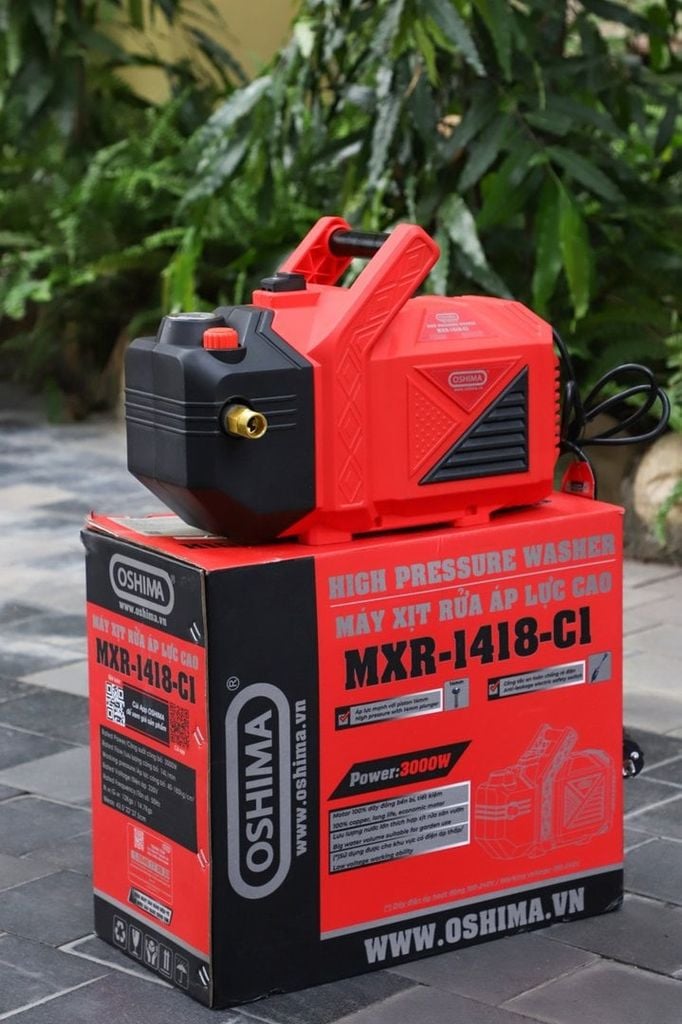 Máy xịt rửa xe , sân vườn OSHIMA MXR 1418-C1 3.0KW Đỏ Điện 1 pha