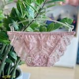  Quần lót ren dây Benee dáng tam giác lưng thấp 