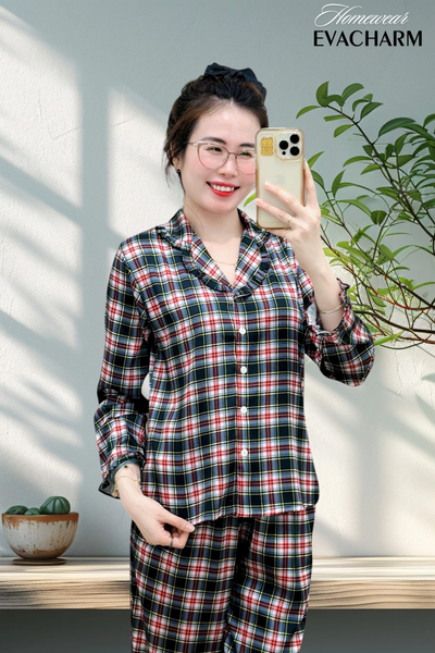  Bộ lụa Pháp Pijama cao cấp (sọc đen) 