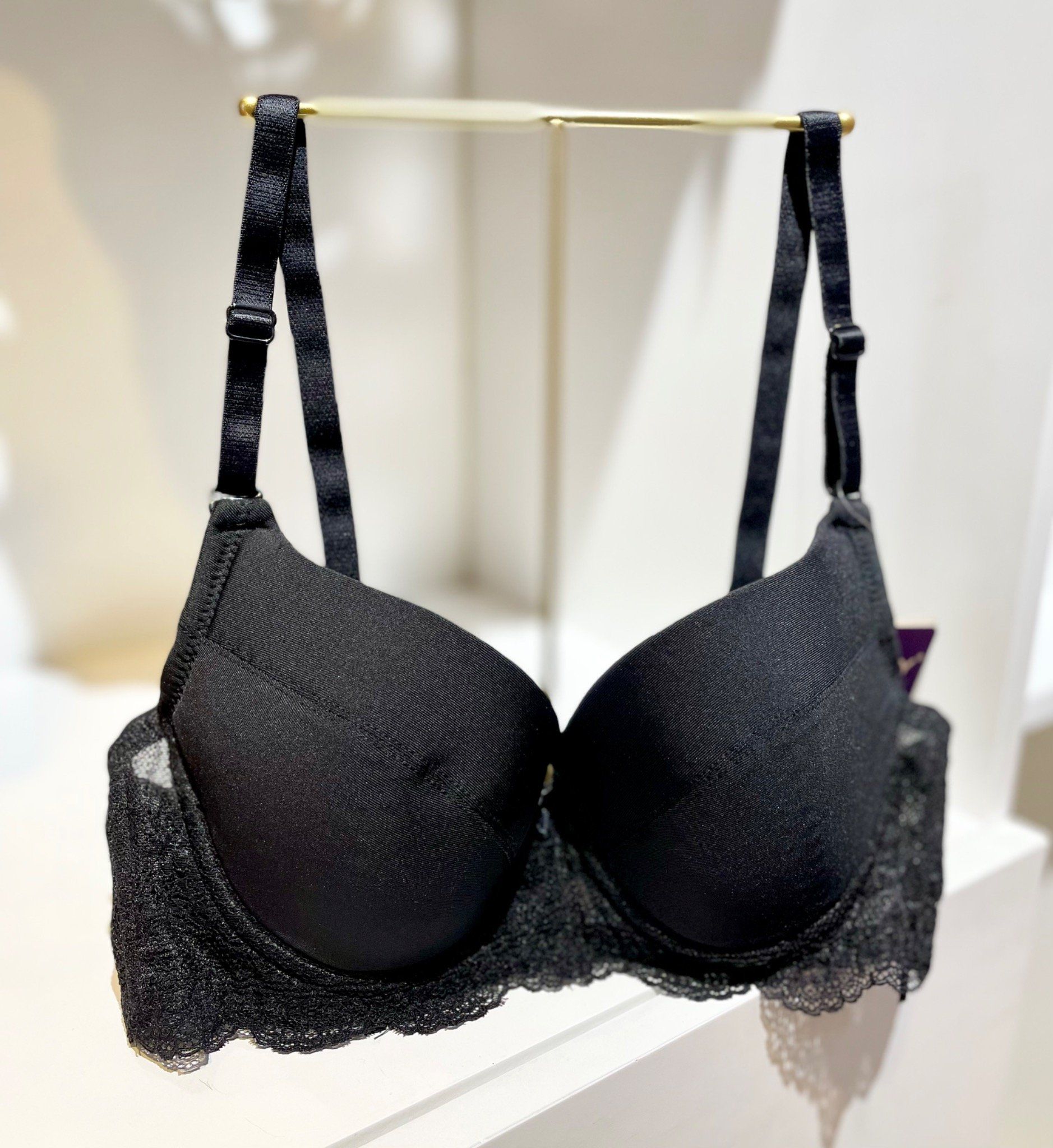  Áo ngực trơn dây ren mút mỏng 