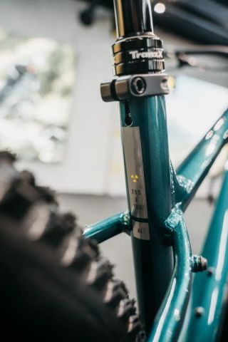 Xe Đạp Địa Hình NUKEPROOF Tracker Pro