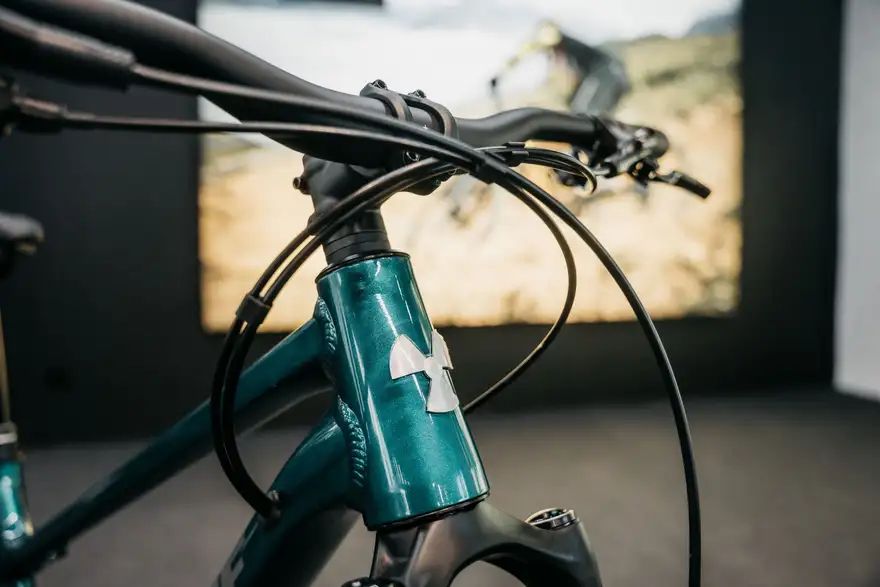 Xe Đạp Địa Hình NUKEPROOF Tracker Pro